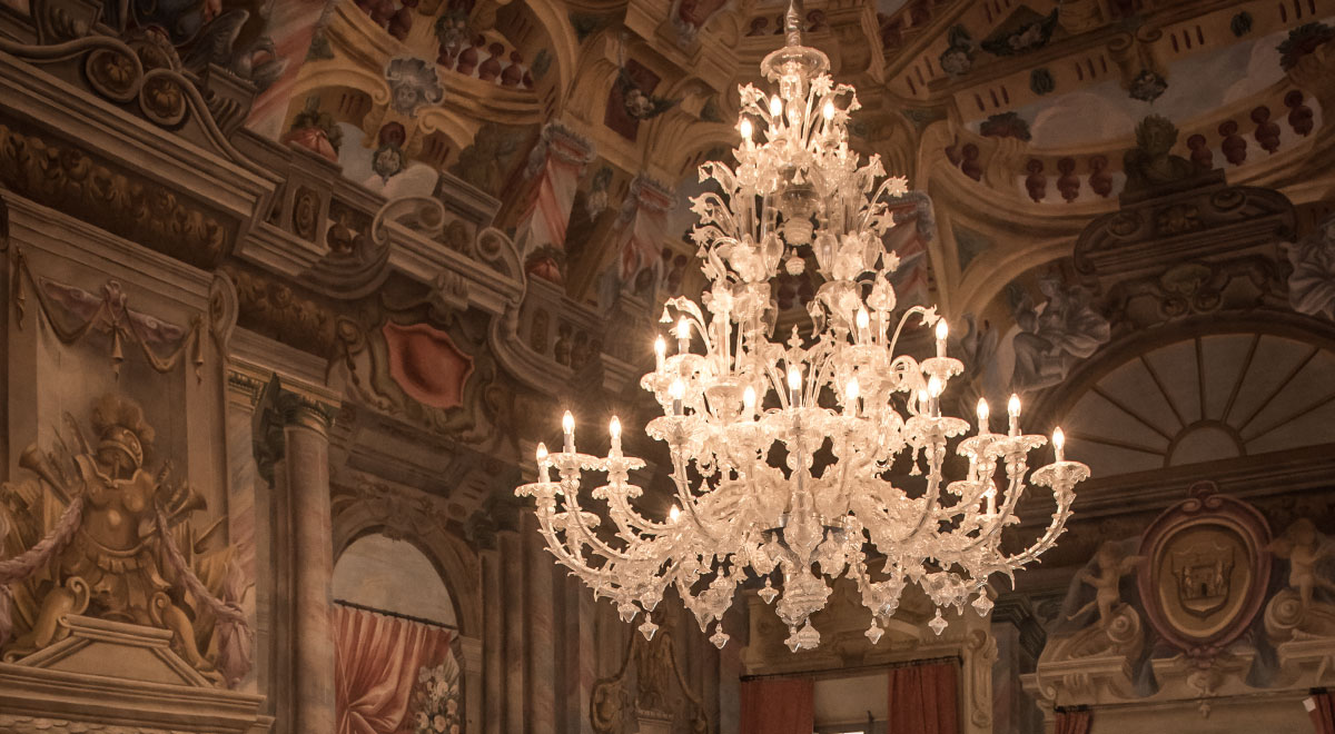 home-lampadario-villa-castellina-matrimoni-eventi-piacenza-parma